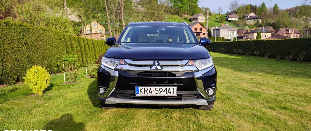 Mitsubishi Outlander cena 89000 przebieg: 116000, rok produkcji 2018 z Prószków małe 172